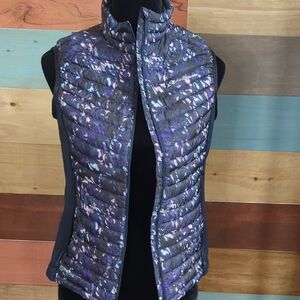 Eddie Bauer Women's Patterned Quilted Vest - Blue and Pink